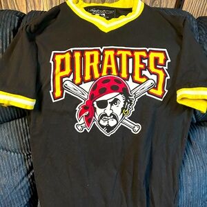 Pittsburgh Pirates Tee Men’s Medium